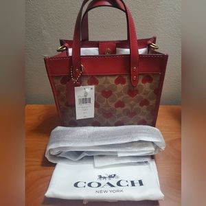 *SOLD* COACH FIELD TOTE 22 *SOLD*